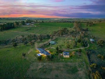 'Riverbend' A Rare Opportunity to Own a Truly Exceptional Riverfront Estate Just 15 Minutes from Bathurst