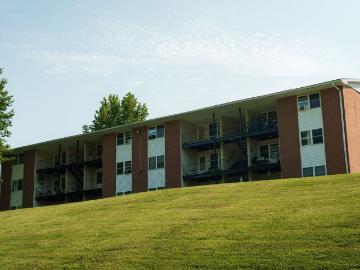 Riverbend Apartments 1 Bedroom Apartment for Rent at 1 Stoneybrook Rd, Clarksburg, WV 26301