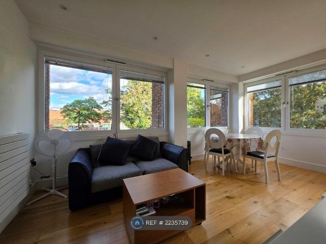 Riverdale House, London SE13, 1 bed flat to rent, £1,700 pcm | PrimeLocation