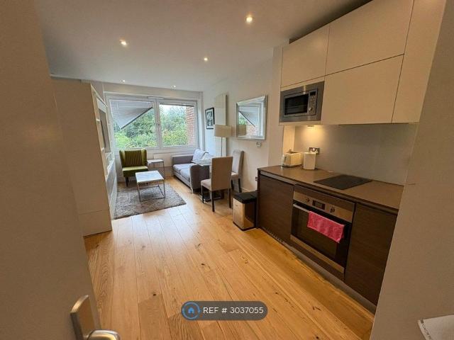 Riverdale House, London SE13, 1 bed flat to rent, £1,725 pcm | PrimeLocation