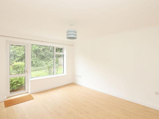 Riverdale Road, Sheffield S10, 2 bed flat to rent, £1,000 pcm | PrimeLocation