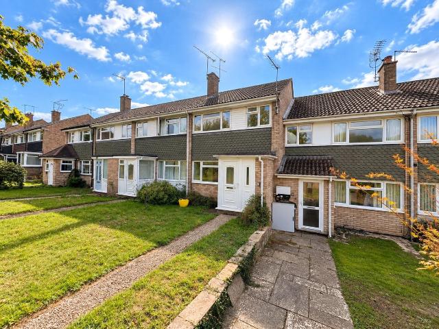 Riverdale, Wrecclesham, Farnham, Surrey GU10, 3 bed terraced house to rent, £1,850 pcm | PrimeLocation