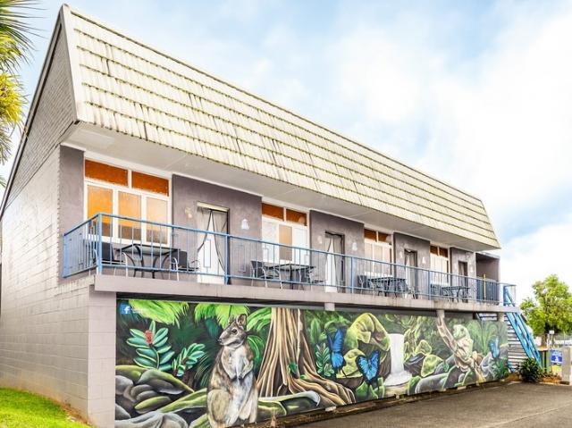 Riverfront Motel High Occupancy, Brand new 30 Year Lease | Resort Brokers ID: LH009315