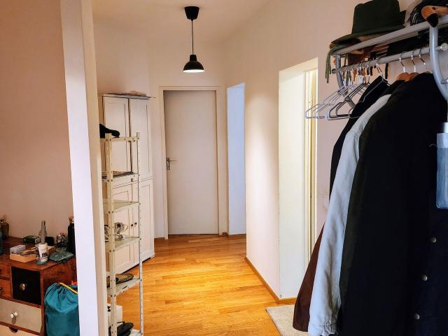 Riverfront Apartment in Trendy, Central Kreuzberg, Berlin Amsterdam Apartments for Rent