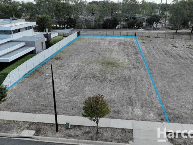Riverfront Block of 1027 sqm
