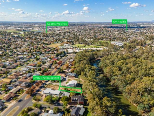 Riverfront Boulevard Living Premium Location, Endless Potential!