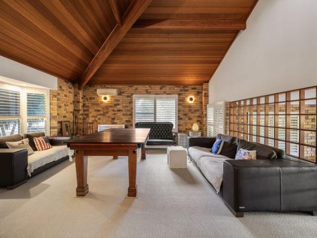 RIVERFRONT FAMILY HOME ON 895SQM WITH POOL