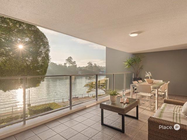 Riverfront Luxury with Space, Privacy and Unrivalled Lifestyle