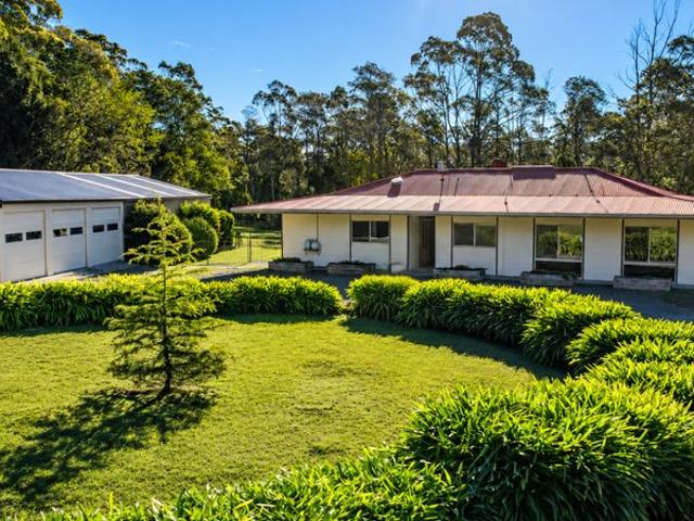 Riverfront Lifestyle Home Sheds & Acreage
