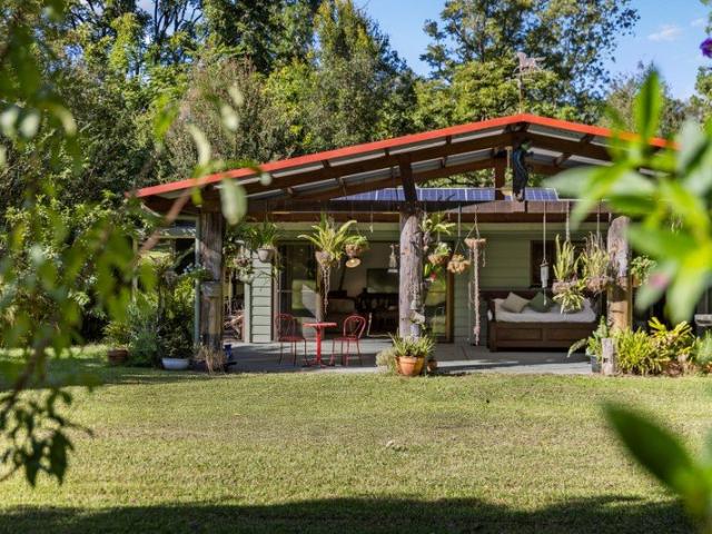 Riverfront Sanctuary with Private Access Surrounded by the Stunning Natural Beauty of the Bellingen Valley Hinterland
