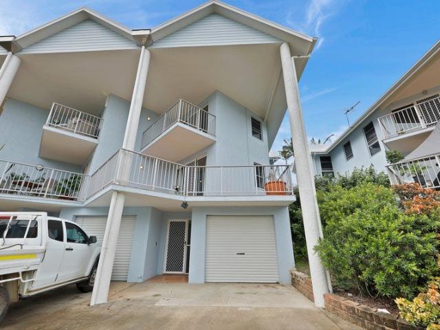 RIVERFRONT VIEWS FOR RENT!