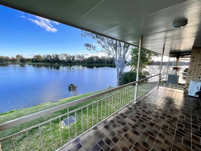RIVERFRONT 2 BEDROOM UNIT