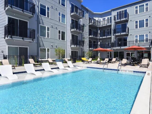 RiverHaus 2 Bedroom Apartment for Rent at 515 Main St, Covington, KY 41011