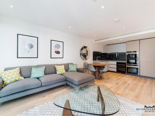 Riverlight 4, Riverlight Quay SW11, 2 bed flat to rent, £4,117 pcm | PrimeLocation