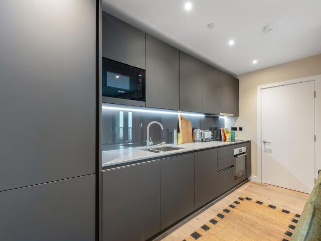 Riverstone Heights, 18 Reed Avenue, London E3, 2 bed flat to rent, £2,795 pcm | PrimeLocation