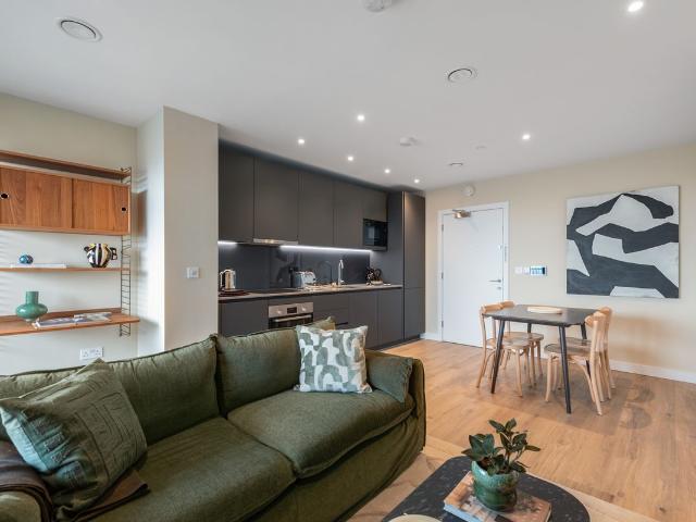 Riverstone Heights, Reed Avenue, London E3, 1 bed flat to rent, £2,430 pcm | PrimeLocation