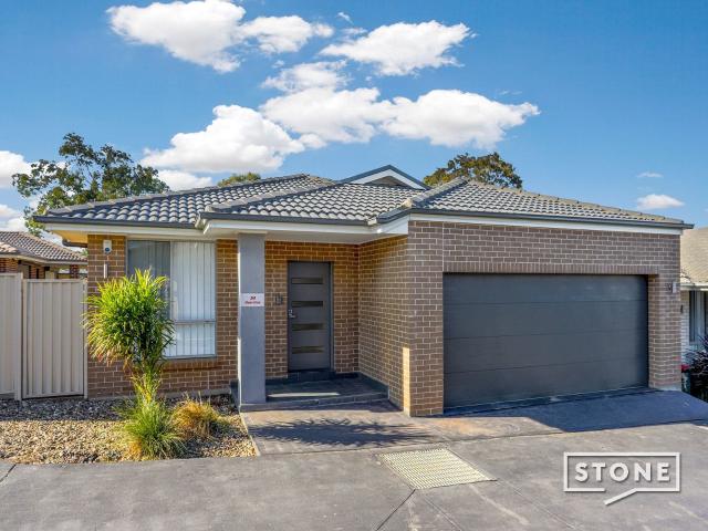 Riverstone, 54 Ryan Crescent