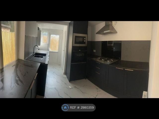 Riversdale, Hull HU9, 3 bed terraced house to rent, £900 pcm | PrimeLocation
