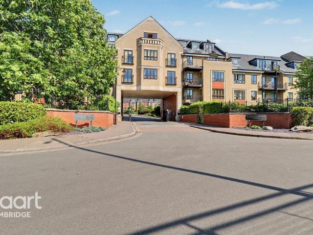 Riverside, CAMBRIDGE 2 bed apartment to rent £1,750 pcm £404 pw