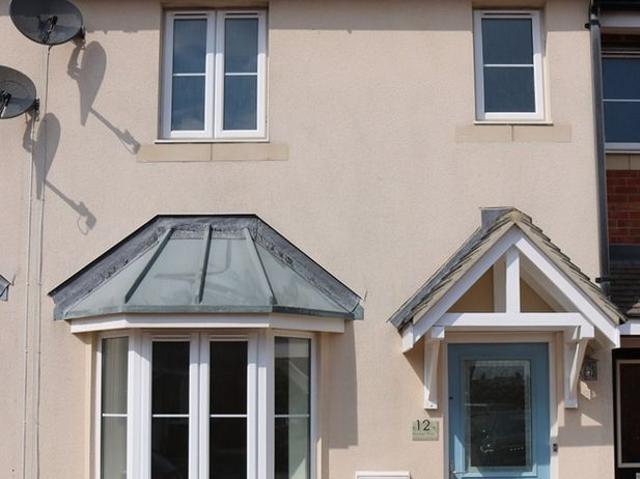 Riverside Close, Bridgwater TA6, 2 bed terraced house to rent, £1,000 pcm | PrimeLocation