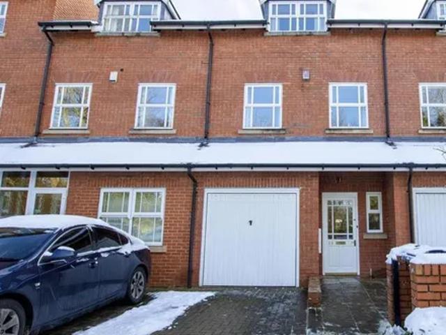 Riverside Drive, Birmingham, B29 7ES, United Kingdom | 3 bed townhouse for rent #140800813 | Rentberry