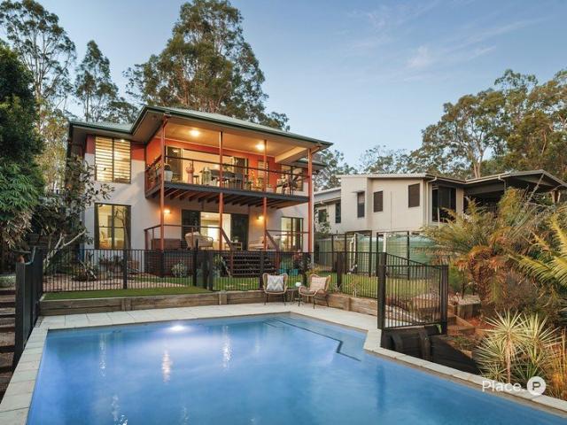 Riverside Enclave Family Sanctuary with Poolside Entertaining