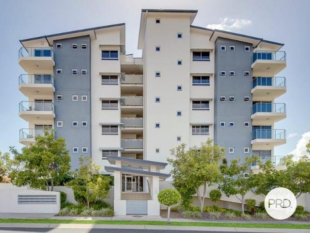 RIVERSIDE ELEGANCE: LUXURIOUS PENTHOUSE LIVING ON BOYNE RIVER FRONTAGE