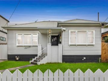 Riverside Family Living in a Coveted Belmont Pocket