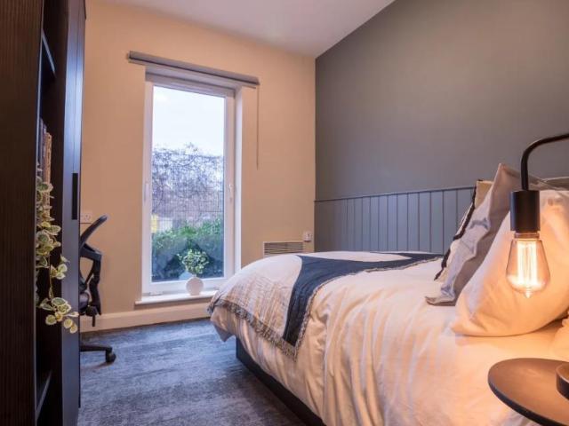 Riverside House, 100 Blackfriars Road, Salford, M3 7FU, United Kingdom | 1 bed apartment for rent #131369343 | Rentberry