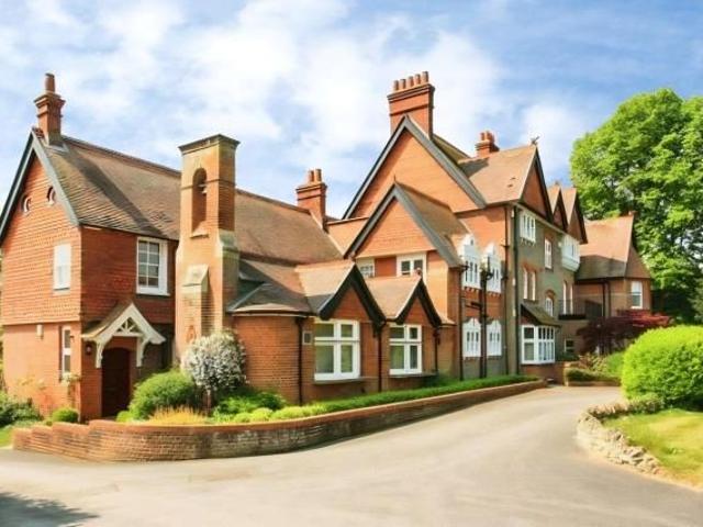 Riverside House, Burcot, Abingdon OX14, 2 bed flat to rent, £2,200 pcm | PrimeLocation