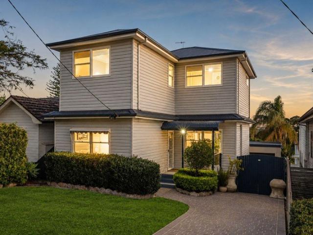 Riverside Haven with Effortless Flow