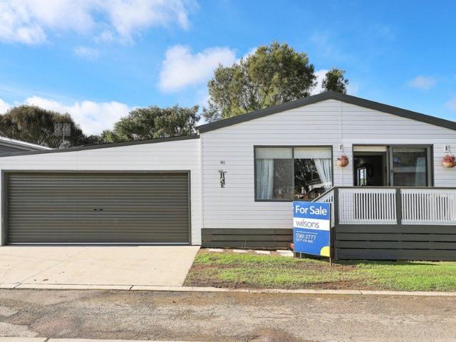RIVERSIDE LIVING & ACCESS TO PARK AMENITIES