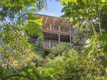 Riverside Living in the Beautiful Macdonald River Valley