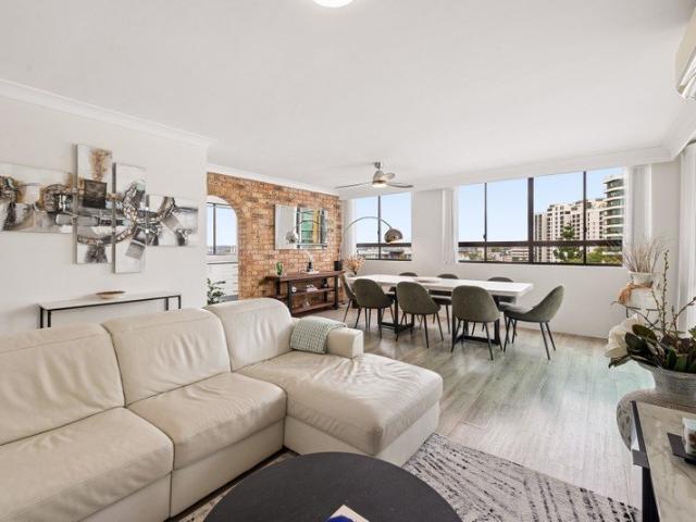 Riverside Living with Scenic Inner City Views