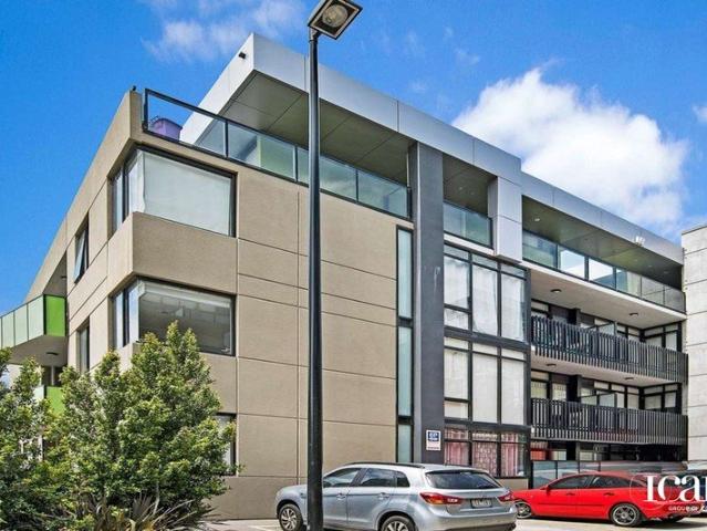 Riverside Living with Space, Style & Convenience
