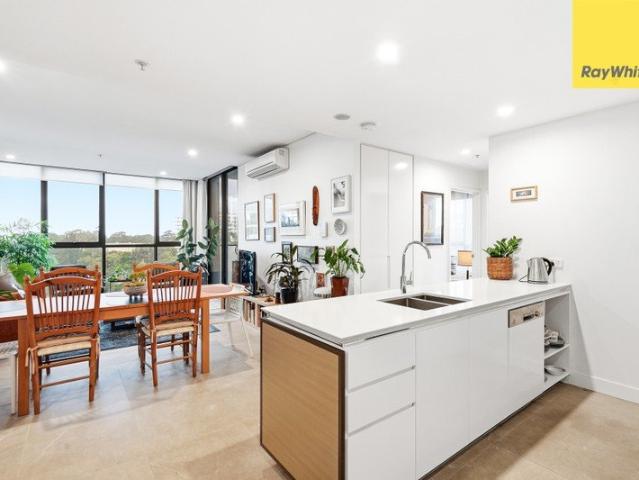 Riverside Living with Sweeping Riverbank & Parramatta Skyline Views