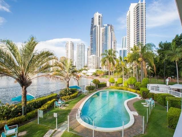 Riverside Living with Tranquil Water & Skyline Views