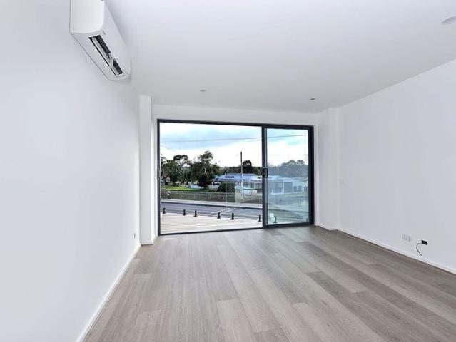 Riverside Luxury Meets Everyday Convenience