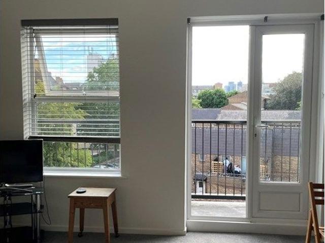 Riverside Mansions, London E1W, 2 bed flat to rent, £2,350 pcm | PrimeLocation