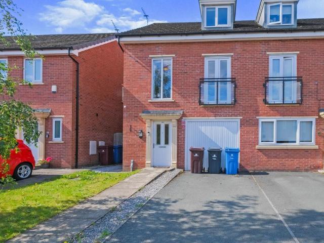 Riverside Mews, Knowsley, L36 8FP, United Kingdom | 3 bed duplex for rent #140543695 | Rentberry
