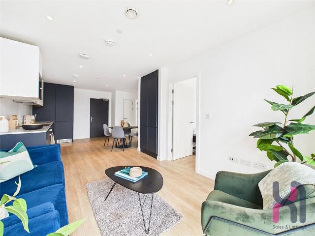 Riverside Quay Street, Salford M3, 2 bed flat to rent, £1,850 pcm | PrimeLocation