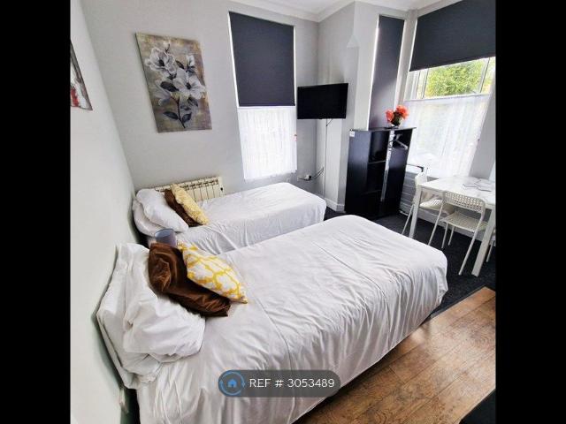 Riverside Road, Norwich NR1, Studio to rent, £1,750 pcm | PrimeLocation