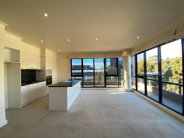 Riverside Two Bedroom Apartment in Prime Richmond Location