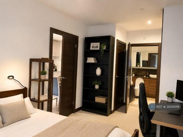 Riverside View, Reading, RG1 1 bed flat to rent £1,450 pcm £335 pw