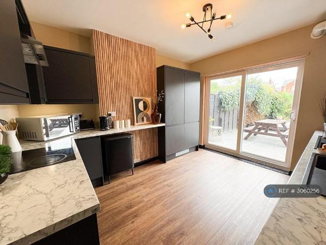 Riversley Road, Gloucester, GL2 6 bed semi detached house to rent £4,145 pcm £957 pw