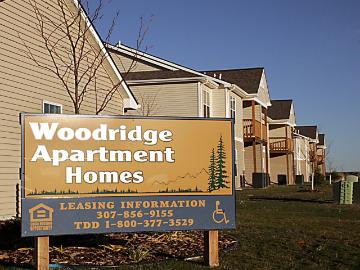 Riverton Woodridge Apartments