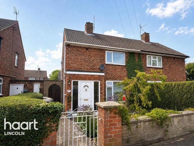 Riverton Close, Lincoln 2 bed semi detached house to rent £995 pcm £230 pw