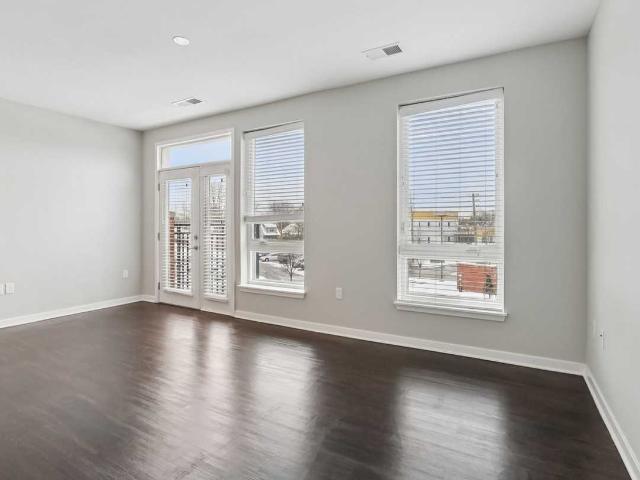 Riverview 1 Bedroom Apartment for Rent at 460 N White River Pkwy West Dr, Indianapolis, IN 46222 Near Westside
