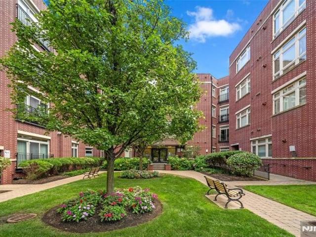 Riverview Ave Unit,englewood, Condo For Sale
