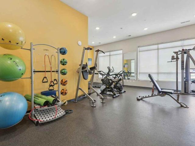 Riverview Studio Apartment for Rent at 460 N White River Pkwy West Dr, Indianapolis, IN 46222 Near Westside